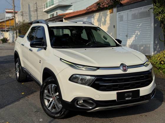 FIAT TORO 2.0 16V TURBO DIESEL VOLCANO 4WD AT9